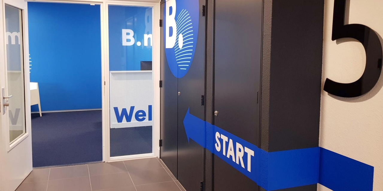 Meer beleving in het B.made kantoor poster