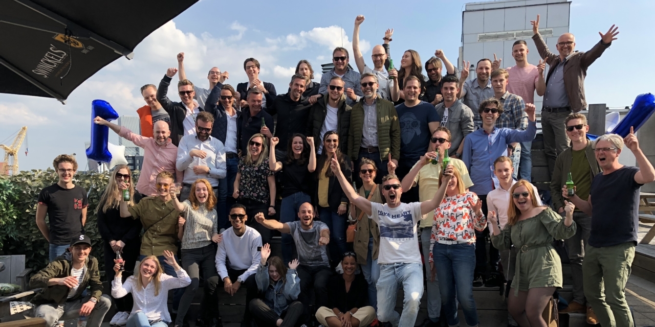 Grootste onafhankelijke marketinggroep van Rotterdam gelanceerd poster